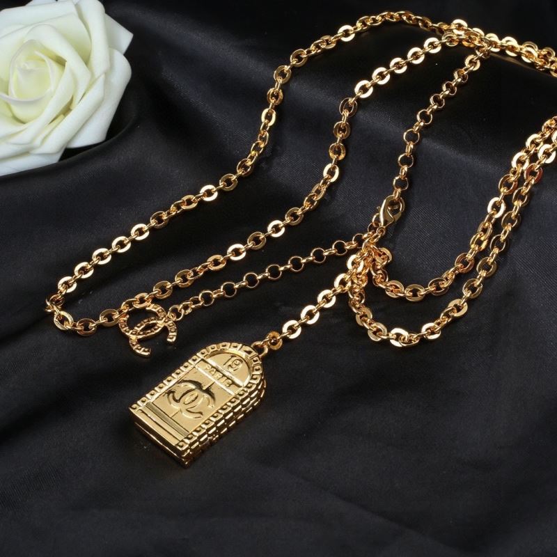 Chanel Necklaces